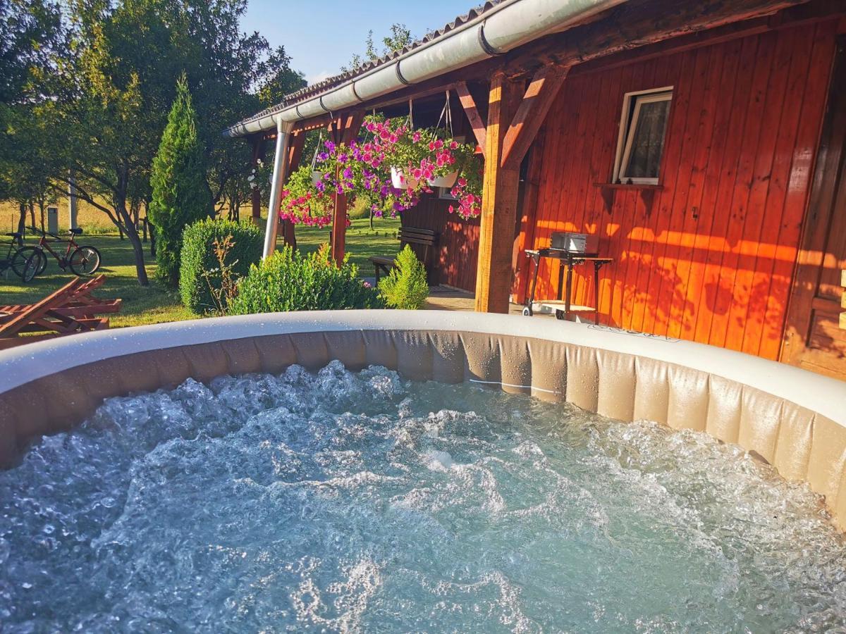 Holiday Home La Sierra Кореница Екстериор снимка